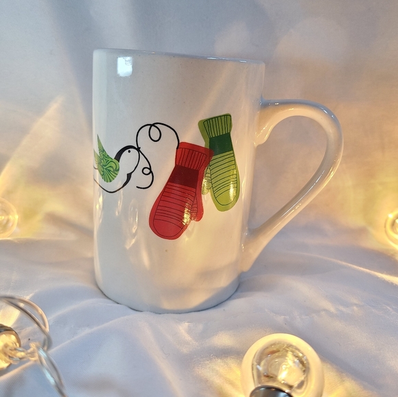 Starbucks Christmas Mug - Picture 2 of 7